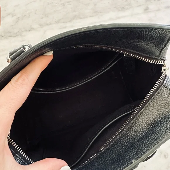 Alexander McQueen Mini Black Skull Bag - Picture 4 of 7